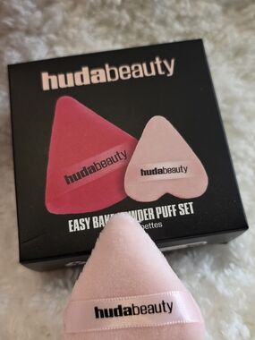 HUDA BEAUTY Pink Powder Puff Duo - Soft Baking Sponges